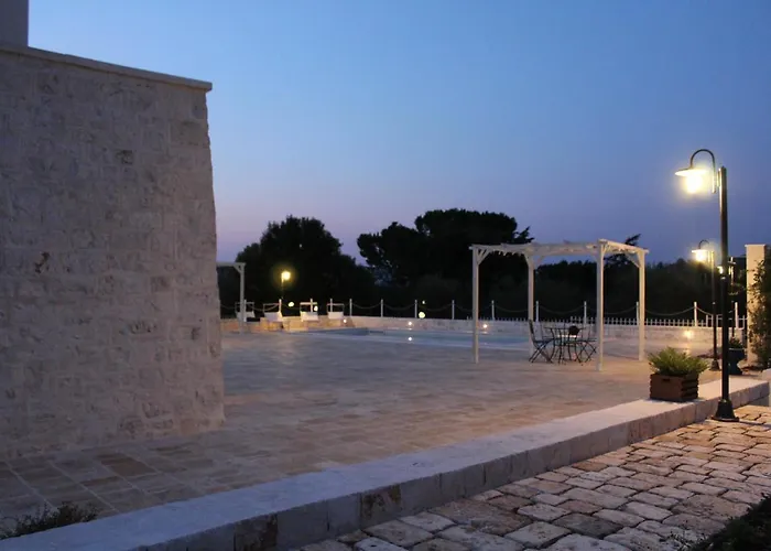 Trulli Colibri' Feriehus *