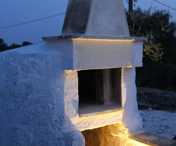 Trulli Colibri' Vakantiehuis *
