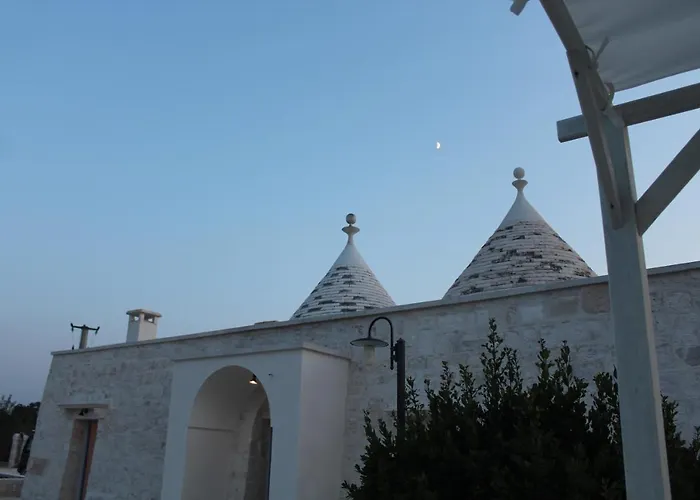 Trulli Colibri' Locorotondo